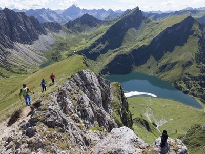 Wandern im Tannheimer Tal: Österreichs schönste Region Wandern im Tannheimer Tal: Österreichs schönste Region