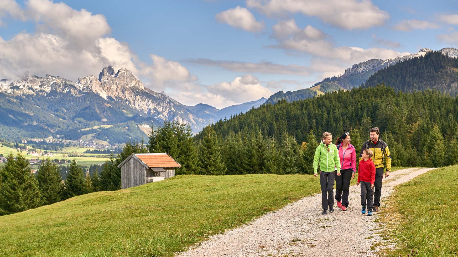 Haldensee: Hotel mit Wine Bar Haldensee: Hotel mit Wine Bar