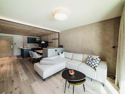 MONS. Ihr Hotel im Tannheimer Tal. MONS. Ihr Hotel im Tannheimer Tal.