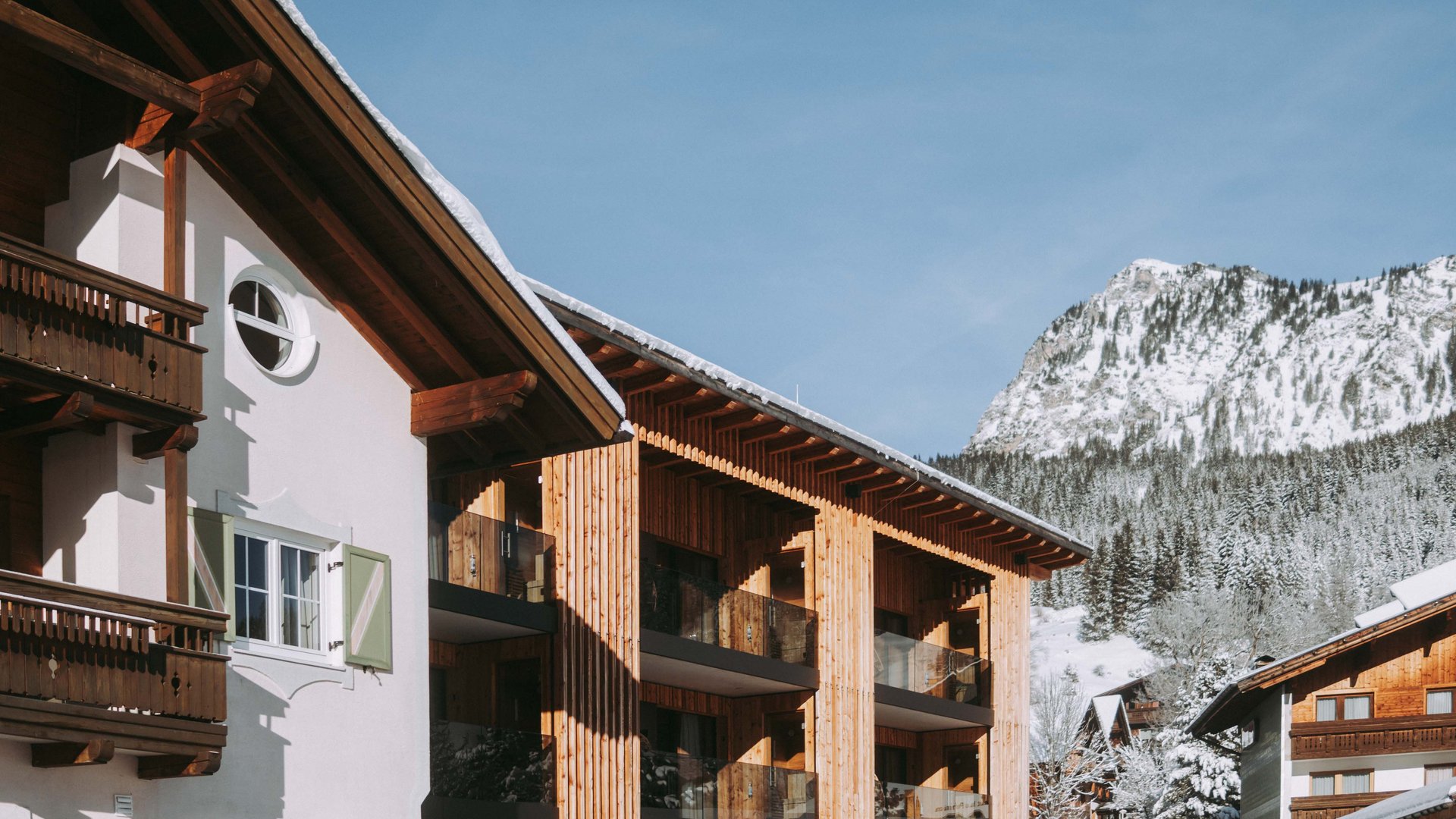 MONS. Ihr Hotel im Tannheimer Tal. MONS. Ihr Hotel im Tannheimer Tal.