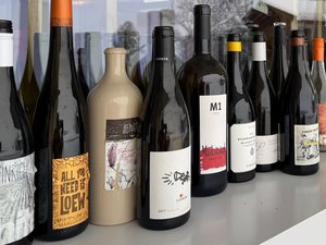 Wine Bar TOVINO Wine Bar TOVINO