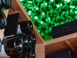 Wine Bar TOVINO Wine Bar TOVINO